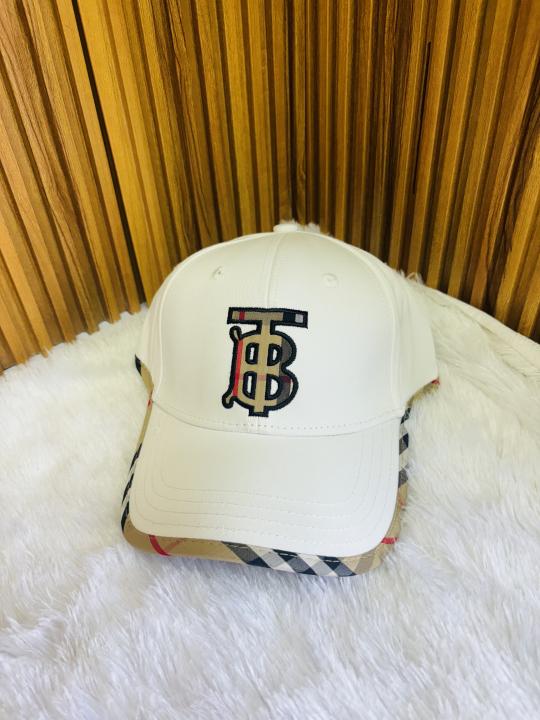 BURBERR Y WHITE PREMIUM QUALITY CAP