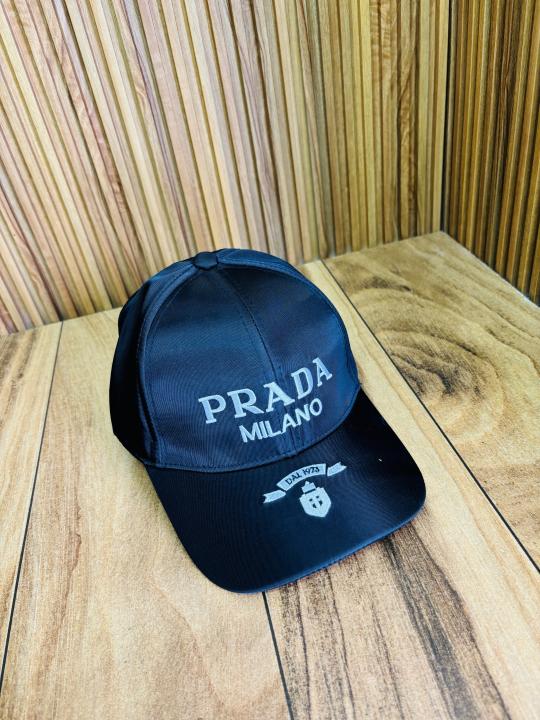 PRAD A MILANO BLACK PREMIUM QUALITY CAP